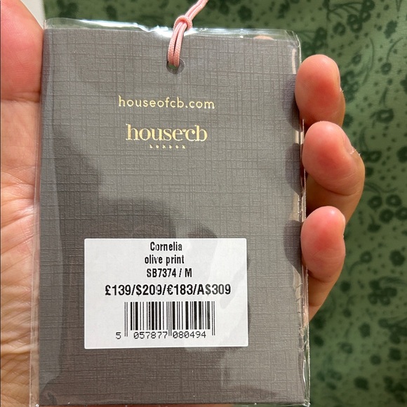 🖤NWT🔺HOUSE OF CB CORNELIA
Green Tonal Floral Midi Dress - Picture 6 of 14